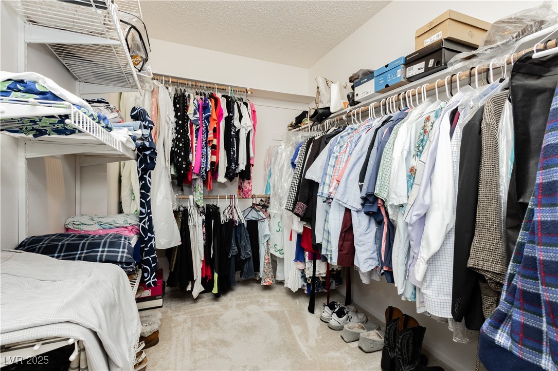 Las Vegas, Nevada 89117, United States, 3 Bedrooms Bedrooms, ,2 BathroomsBathrooms,Residential,Active,124324