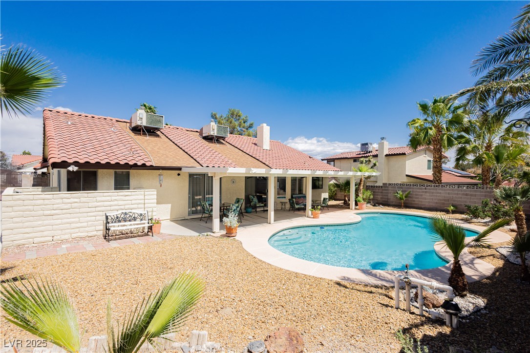 Las Vegas, Nevada 89117, United States, 3 Bedrooms Bedrooms, ,2 BathroomsBathrooms,Residential,Active,124324