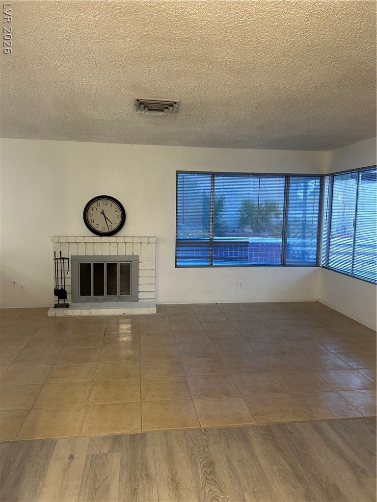 4007 Spring Leaf Drive
