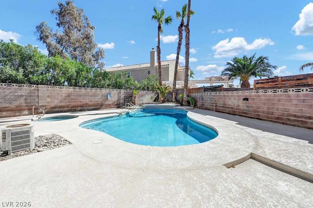 314 Encima Court