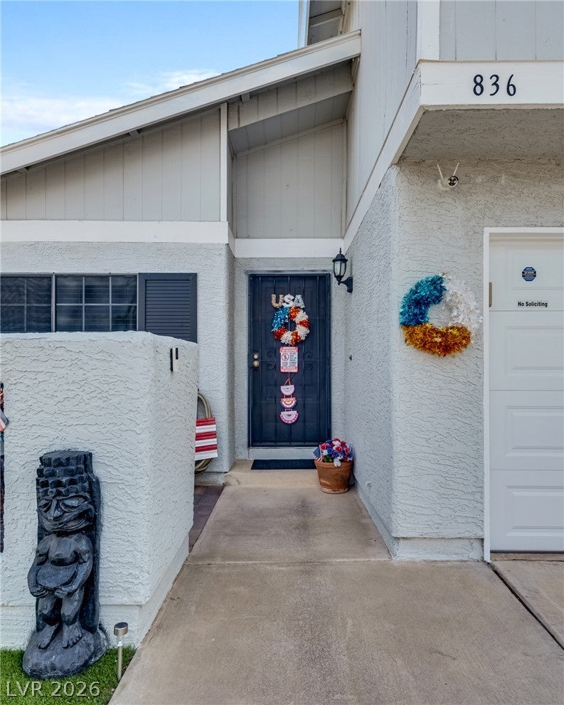 836 Vermillion Drive