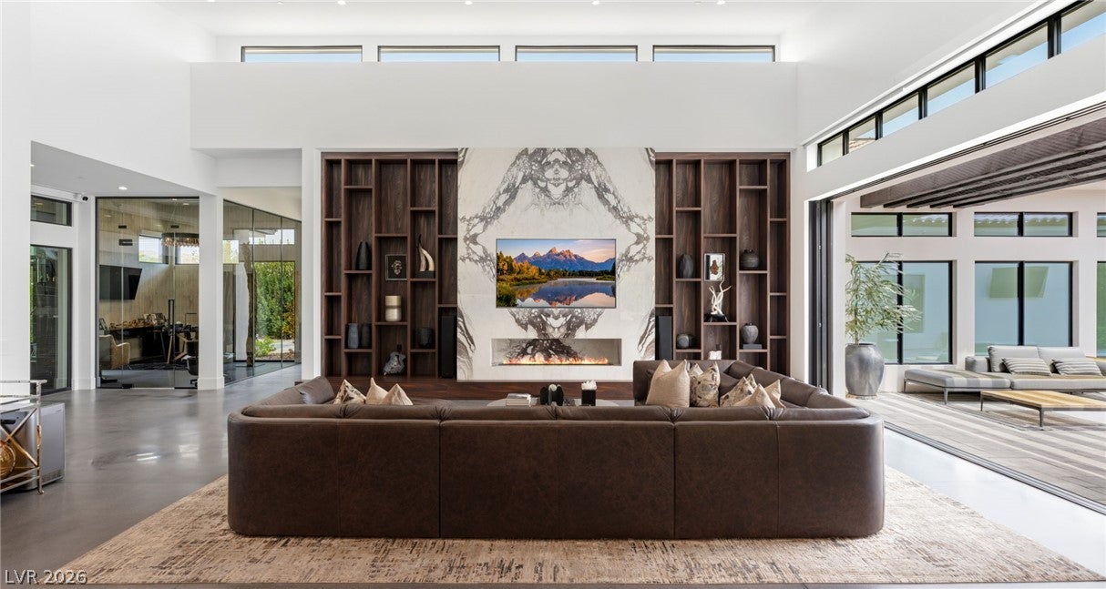 69 Olympia Canyon Way