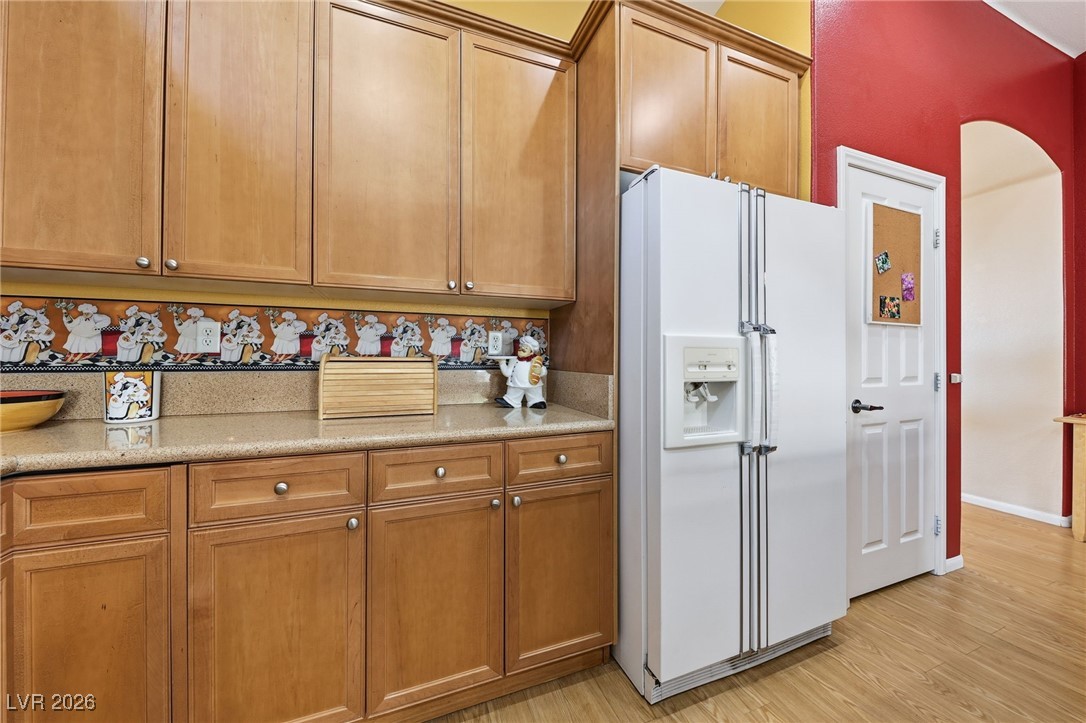 9324 Thunder Falls Court