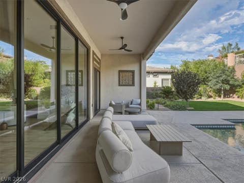 Tiny photo for 4 El Macero Court, Henderson, NV 89052 (MLS # 2800887)