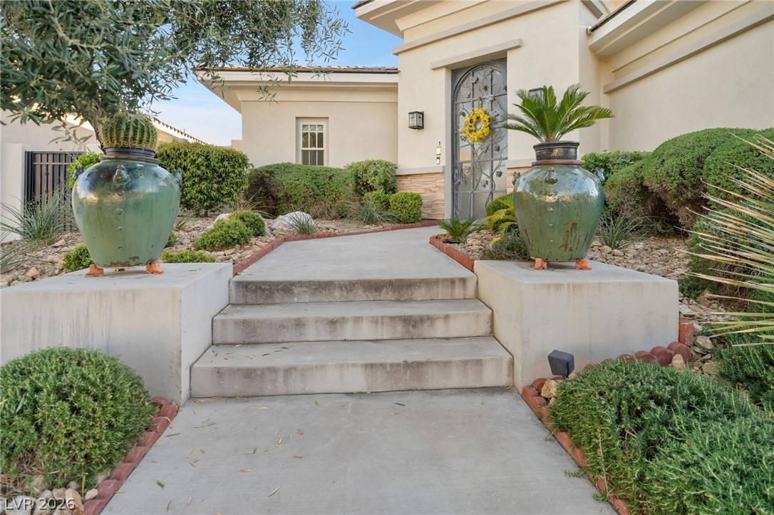 11321 Golden Chestnut Place