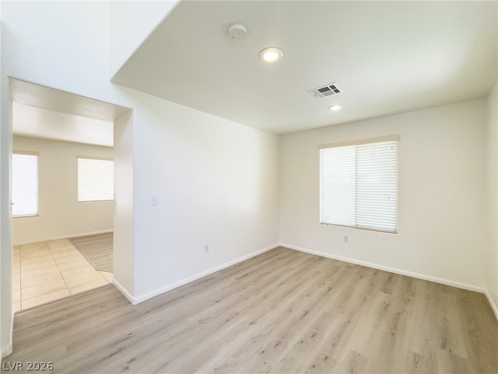 9456 Grandview Spring Avenue