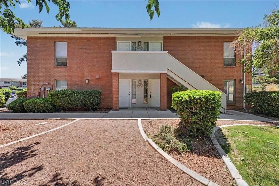 618 Oakmont Avenue 2303