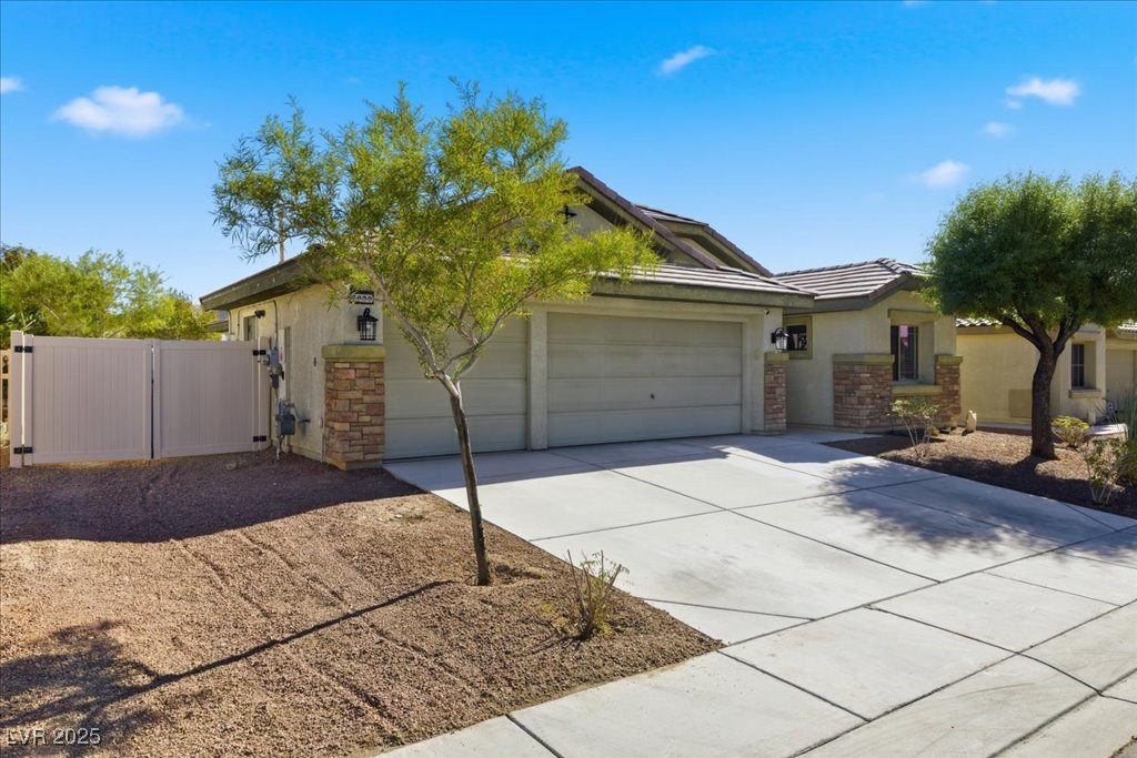 5920 Lady Carolina Street