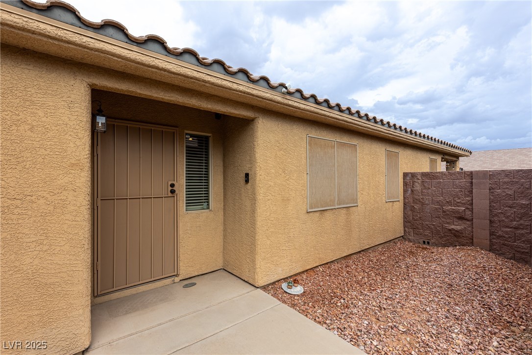 3374 Eagle Bend Street