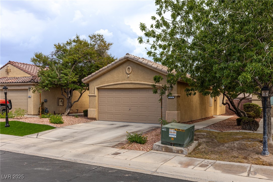 3374 Eagle Bend Street