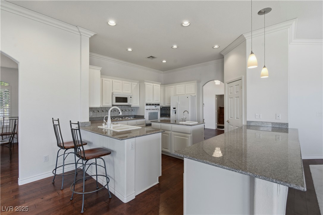 940 Villa Grande Way