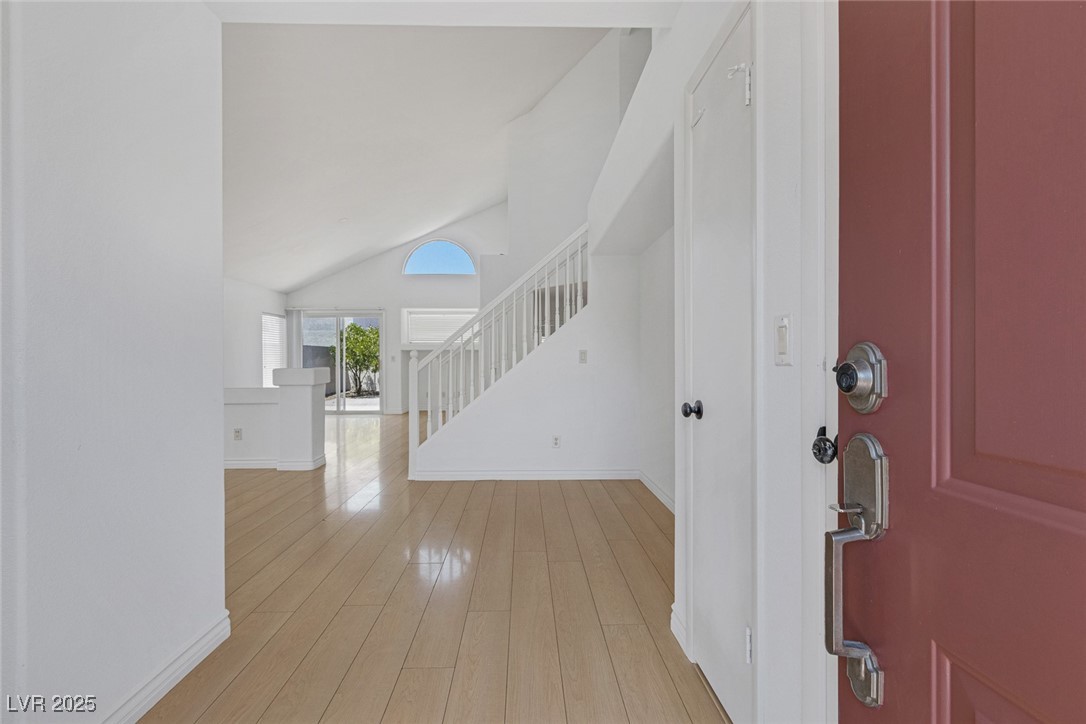 8756 Harvest Valley Avenue