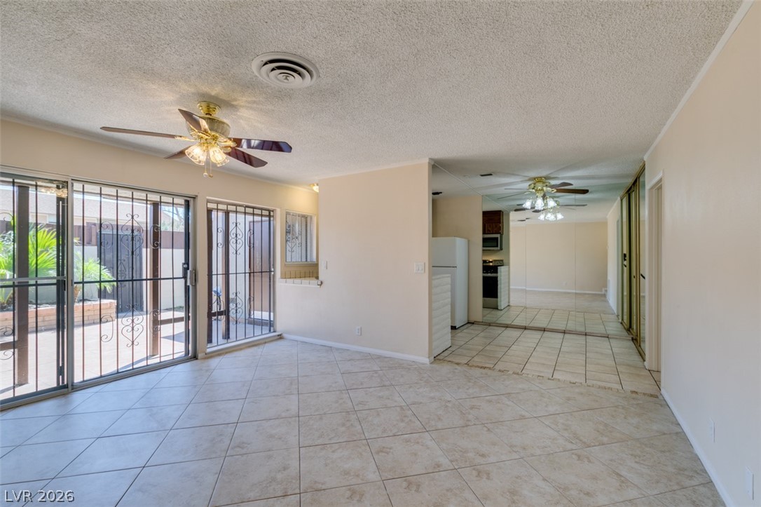 2458 Paradise Village Way