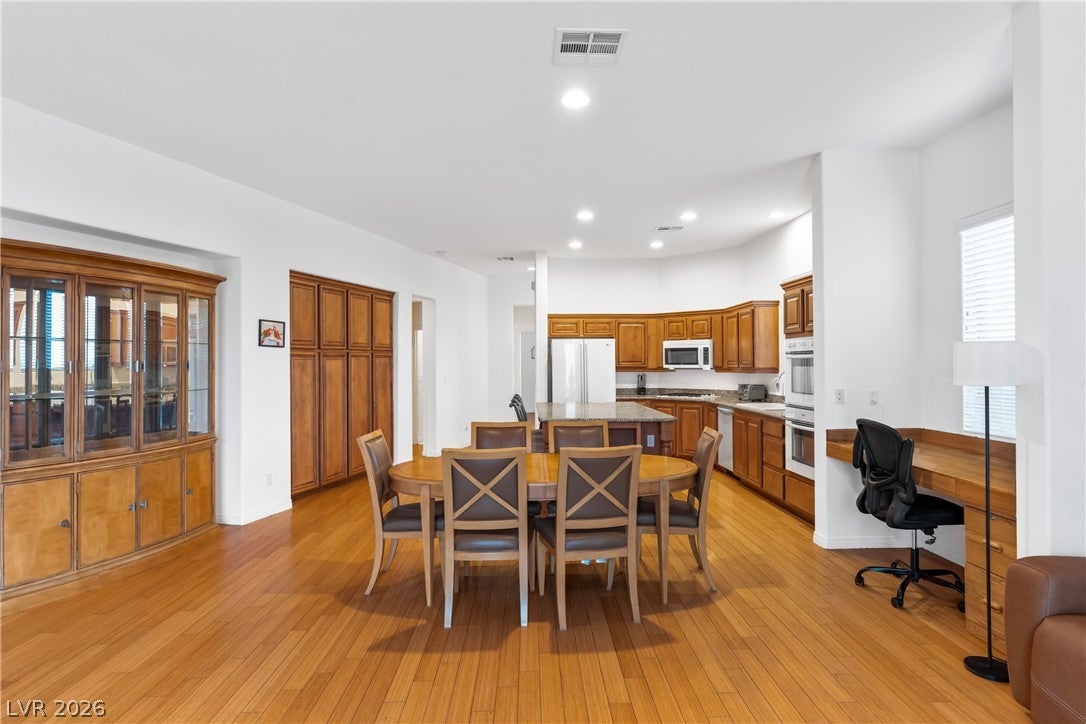 1044 Viale Placenza Place