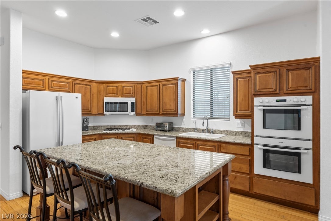 1044 Viale Placenza Place