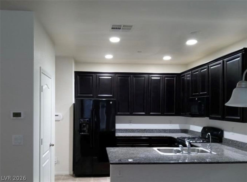 9033 Savvy Seam Court