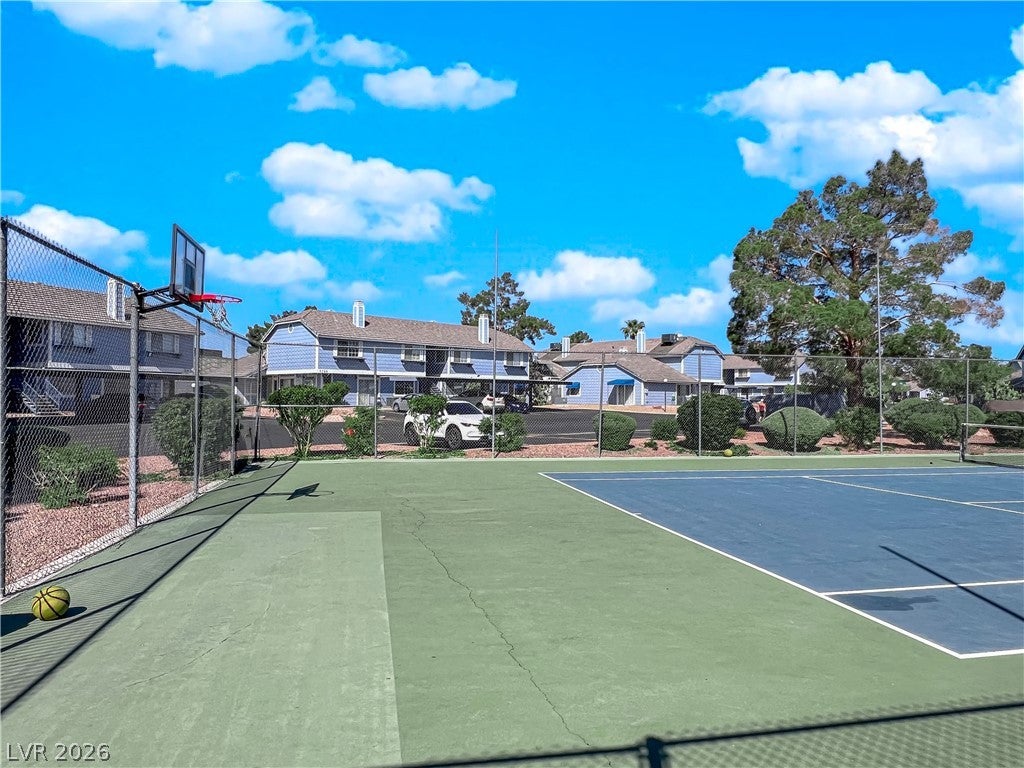 5340 Rod Court 102