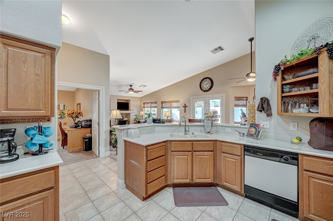 North Las Vegas, Nevada 89081, United States, 3 Bedrooms Bedrooms, ,2 BathroomsBathrooms,Residential,Active,8802