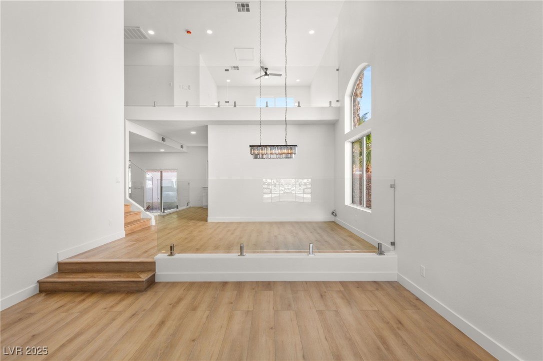 Henderson, Nevada 89052, United States, 3 Bedrooms Bedrooms, ,2 BathroomsBathrooms,Residential,Pending,110093