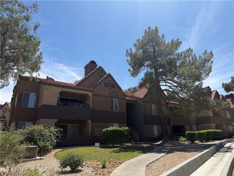 Condo For Rent - 2200 S Fort Apache Road #2048<br/> Las Vegas, NV 89117
