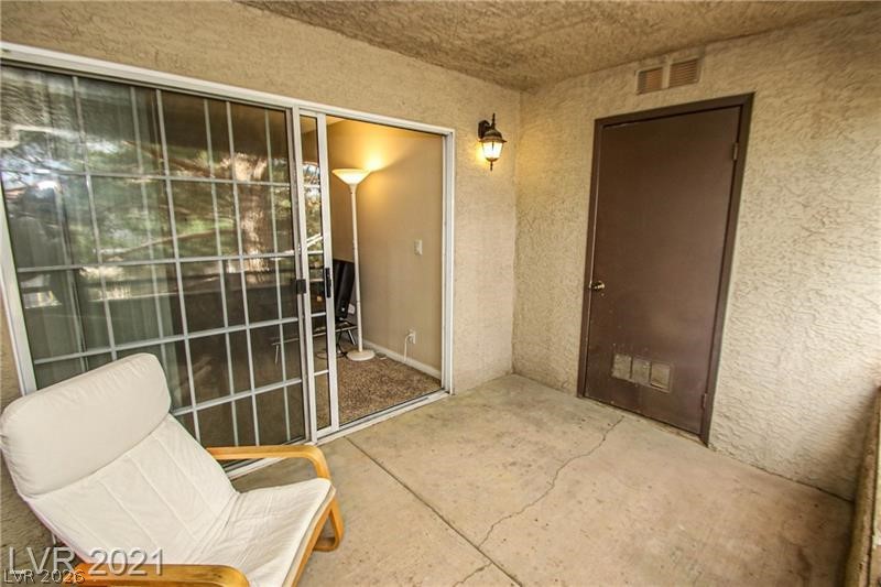 2200 S Fort Apache Road 2048