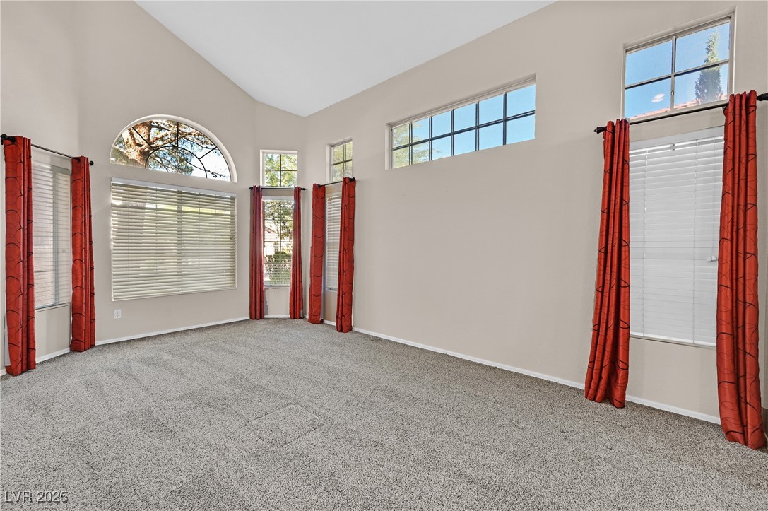 8229 Sedona Sunrise Drive