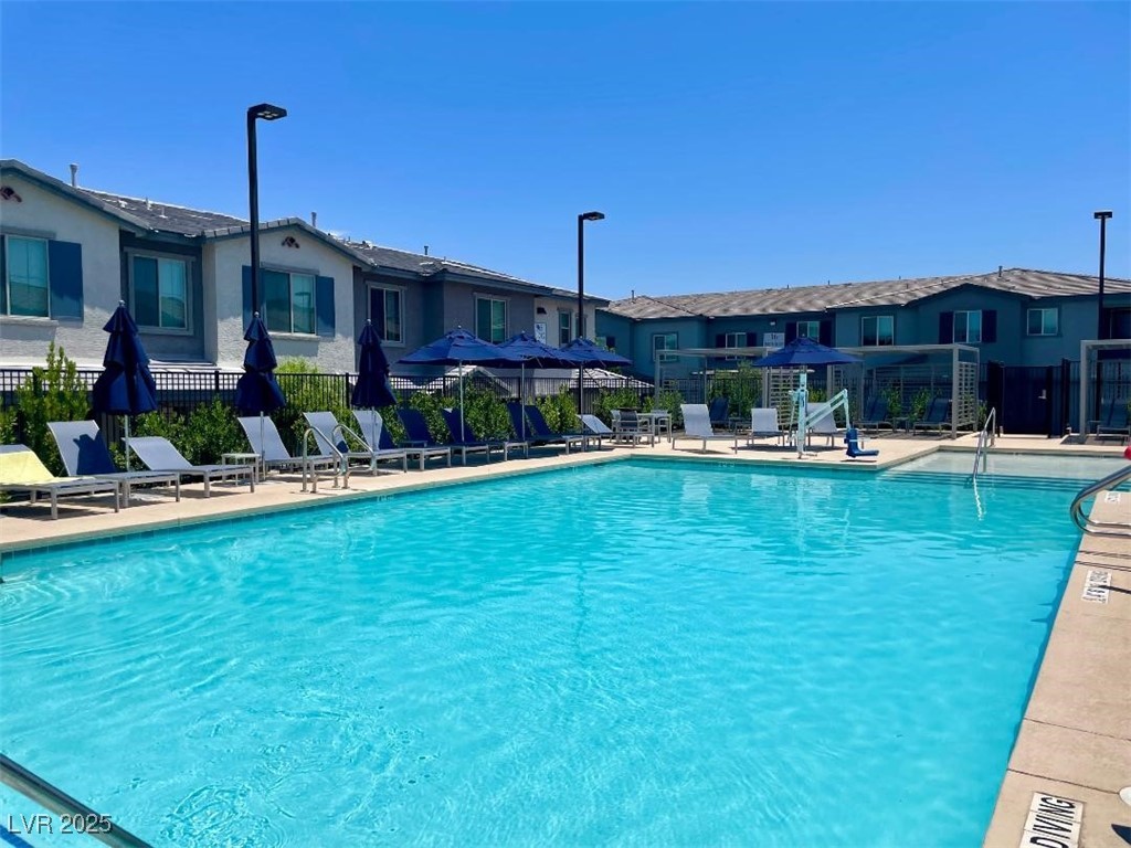 Henderson, Nevada 89002, United States, 2 Bedrooms Bedrooms, ,2 BathroomsBathrooms,Residential,Active,198168