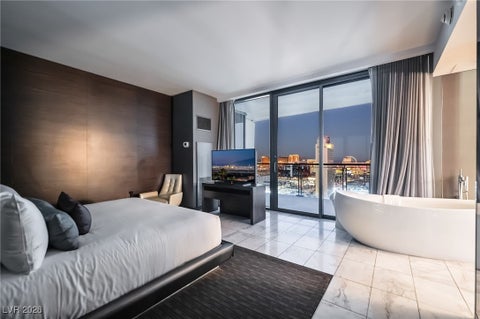 Tiny photo for 4381 W Flamingo Road #25322, Las Vegas, NV 89103 (MLS # 2747616)