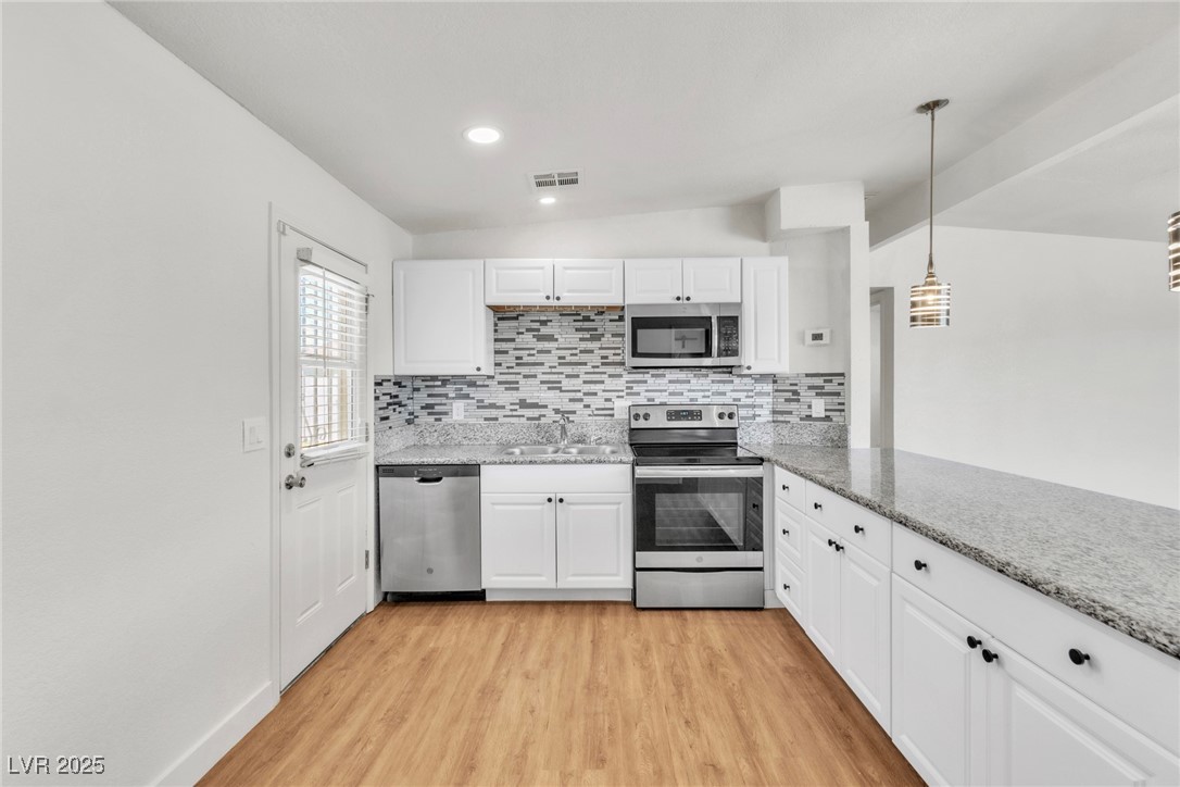 1121 W Monroe Avenue, Las Vegas, Nevada image 11