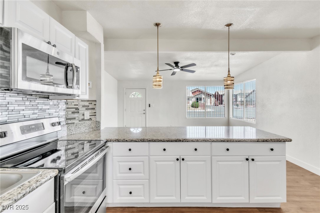1121 W Monroe Avenue, Las Vegas, Nevada image 7