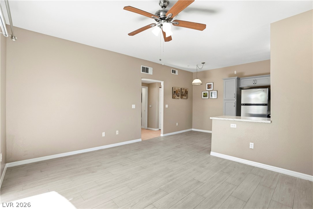 2291 W Horizon Ridge Parkway 13175