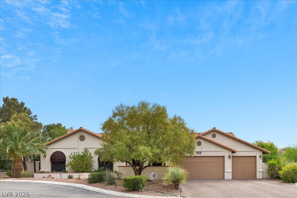 9510 Desert Crest Court