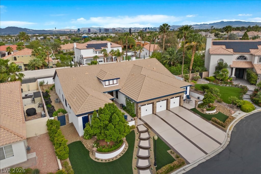 1516 Castle Wall Street