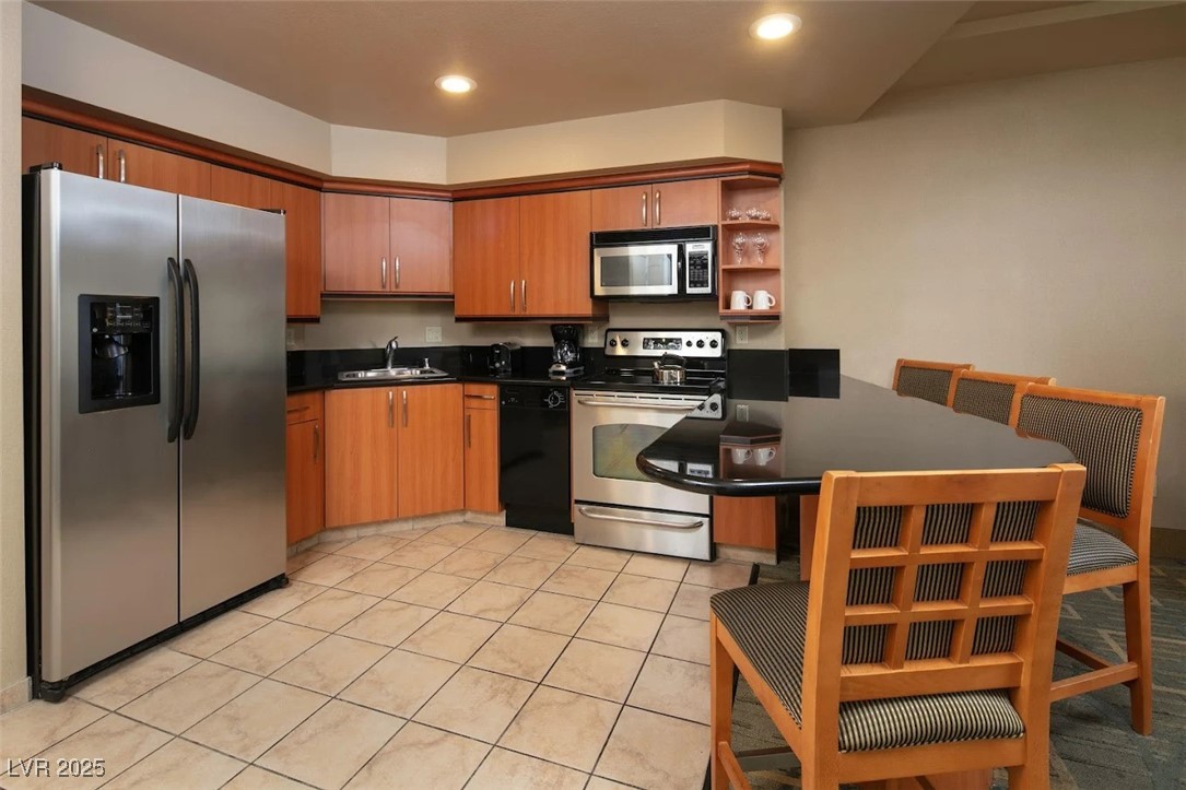 211 E Flamingo Road 1606