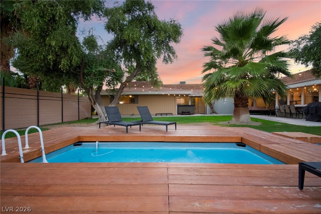 5710 Madre Mesa Drive