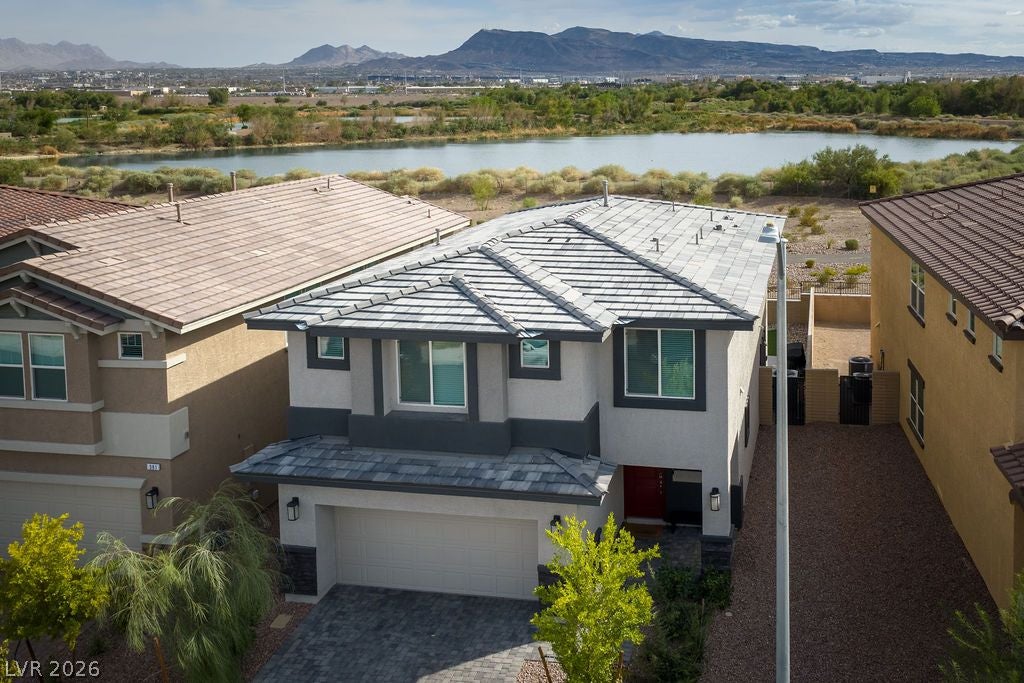 383 Winter Dove Avenue