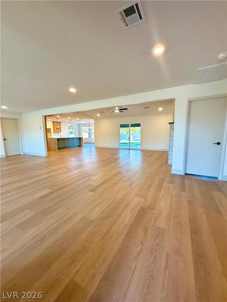 2755 S Torrey Pines Drive