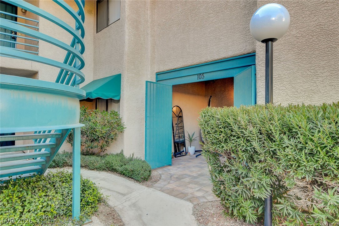 4425 Woodpine Drive 105