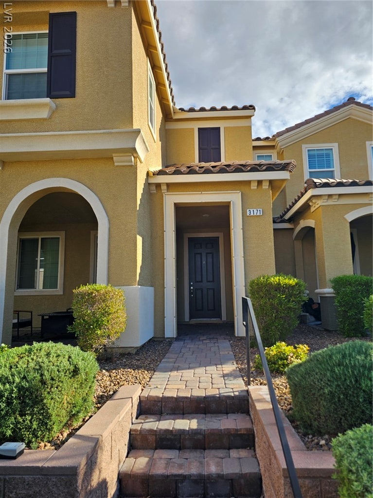 3171 BITETTO Walk