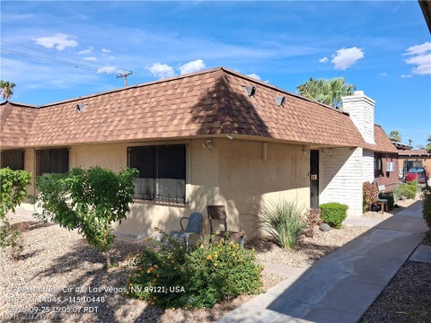 Townhouse For Rent - 2717 Heritage Circle #3<br/> Las Vegas, NV 89121