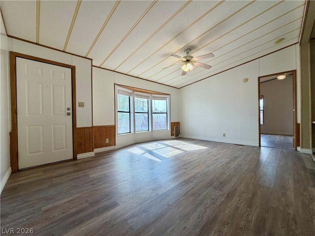 230 Shoshone Lane