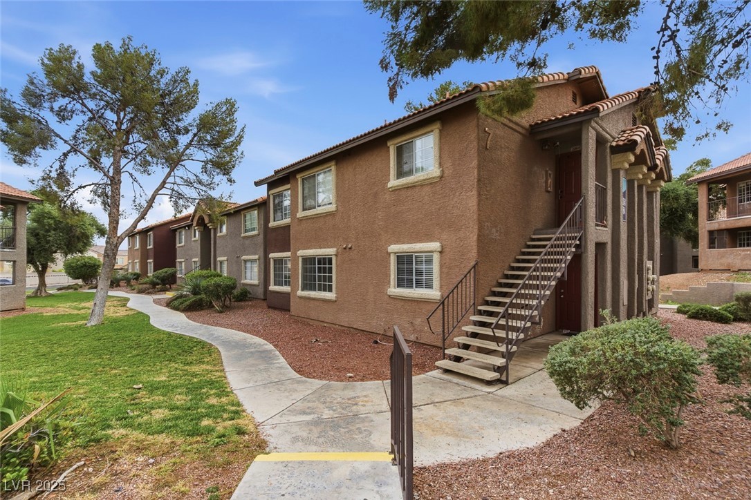 2750 S Durango Drive 1064