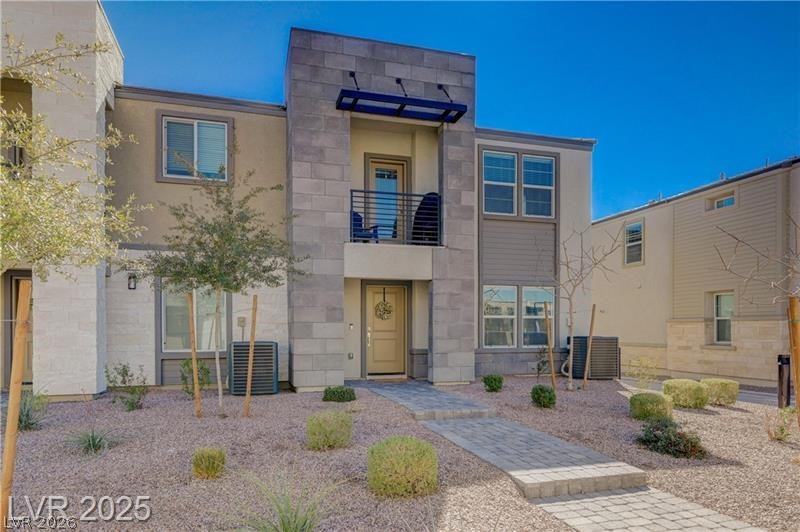 1135 Tektite Avenue