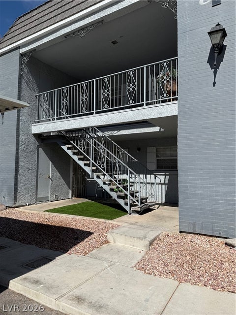 Condo For Rent - 3823 S Maryland Parkway #T5<br/> Las Vegas, NV 89119