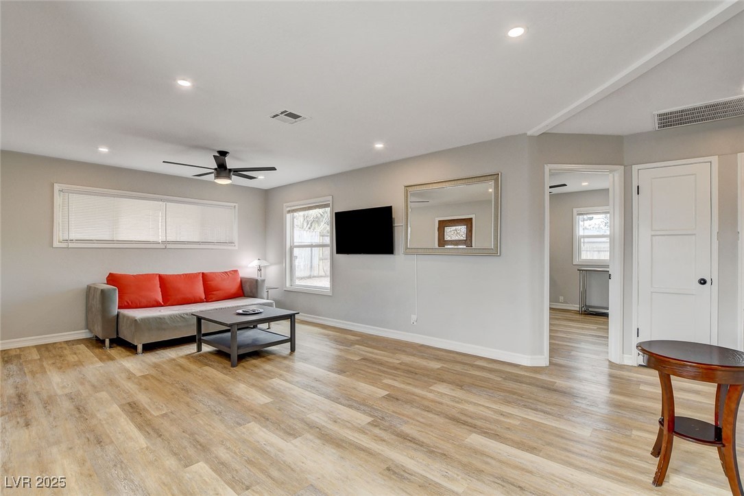 1017 Oakey Boulevard