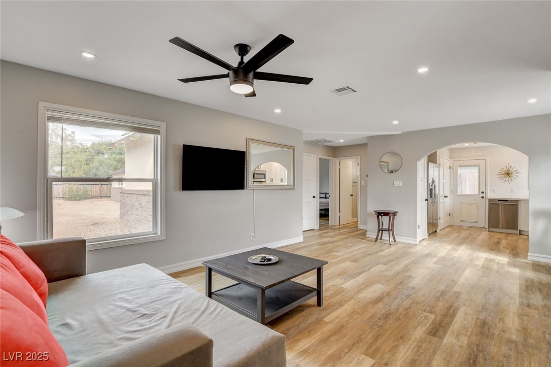 1017 Oakey Boulevard