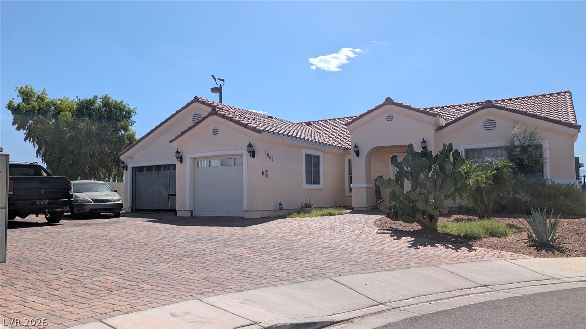 1061 PIKES PEAK Court