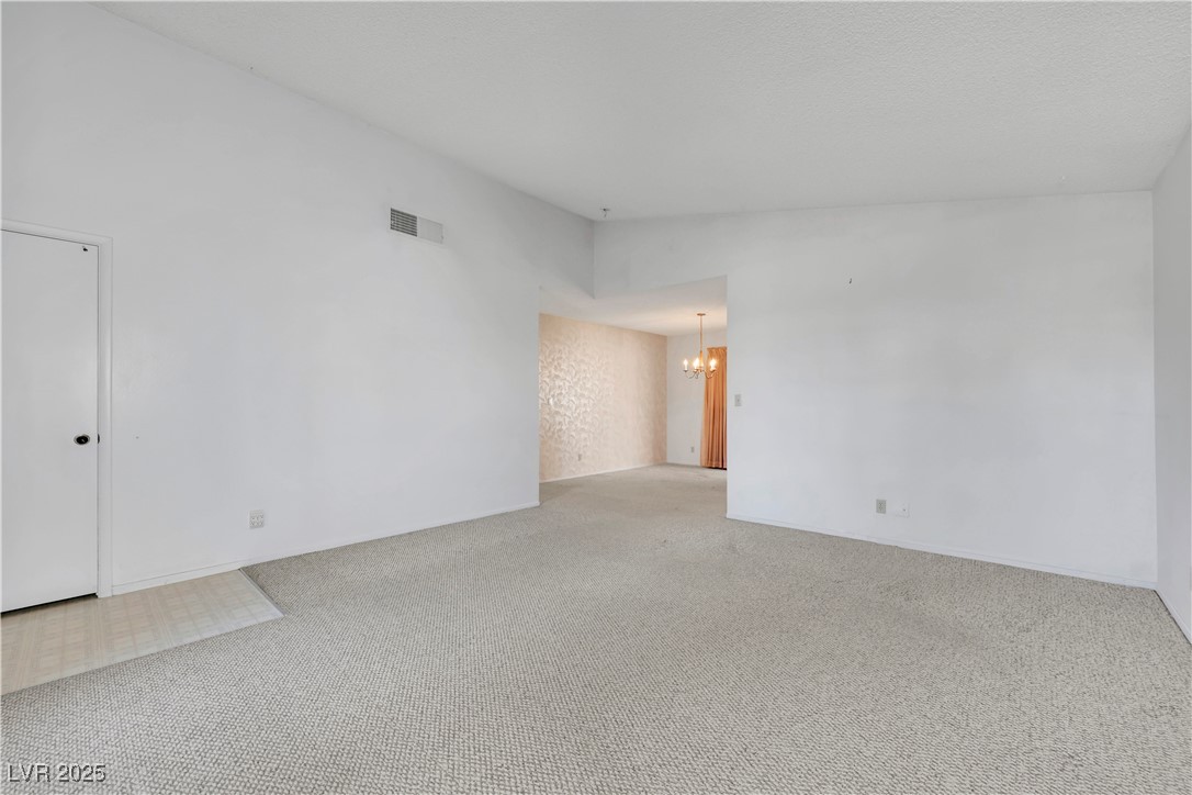 Las Vegas, Nevada 89108, United States, 3 Bedrooms Bedrooms, ,2 BathroomsBathrooms,Residential,Pending,92600