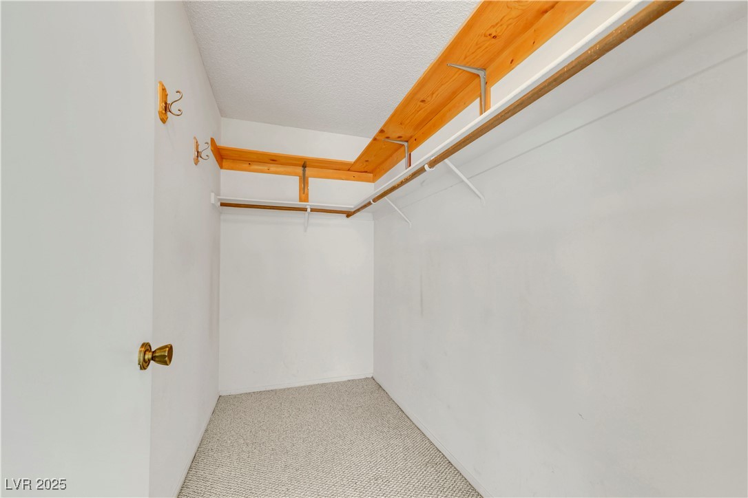 Las Vegas, Nevada 89108, United States, 3 Bedrooms Bedrooms, ,2 BathroomsBathrooms,Residential,Pending,92600