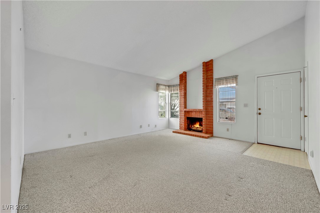 Las Vegas, Nevada 89108, United States, 3 Bedrooms Bedrooms, ,2 BathroomsBathrooms,Residential,Pending,92600